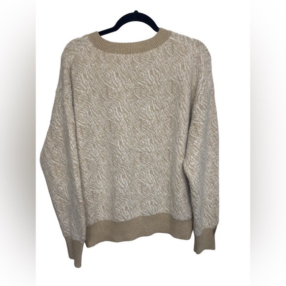 Workshop Republic Clothing Viscose Blend V-Neck Tiger Print Sweater - L - Picture 3 of 6